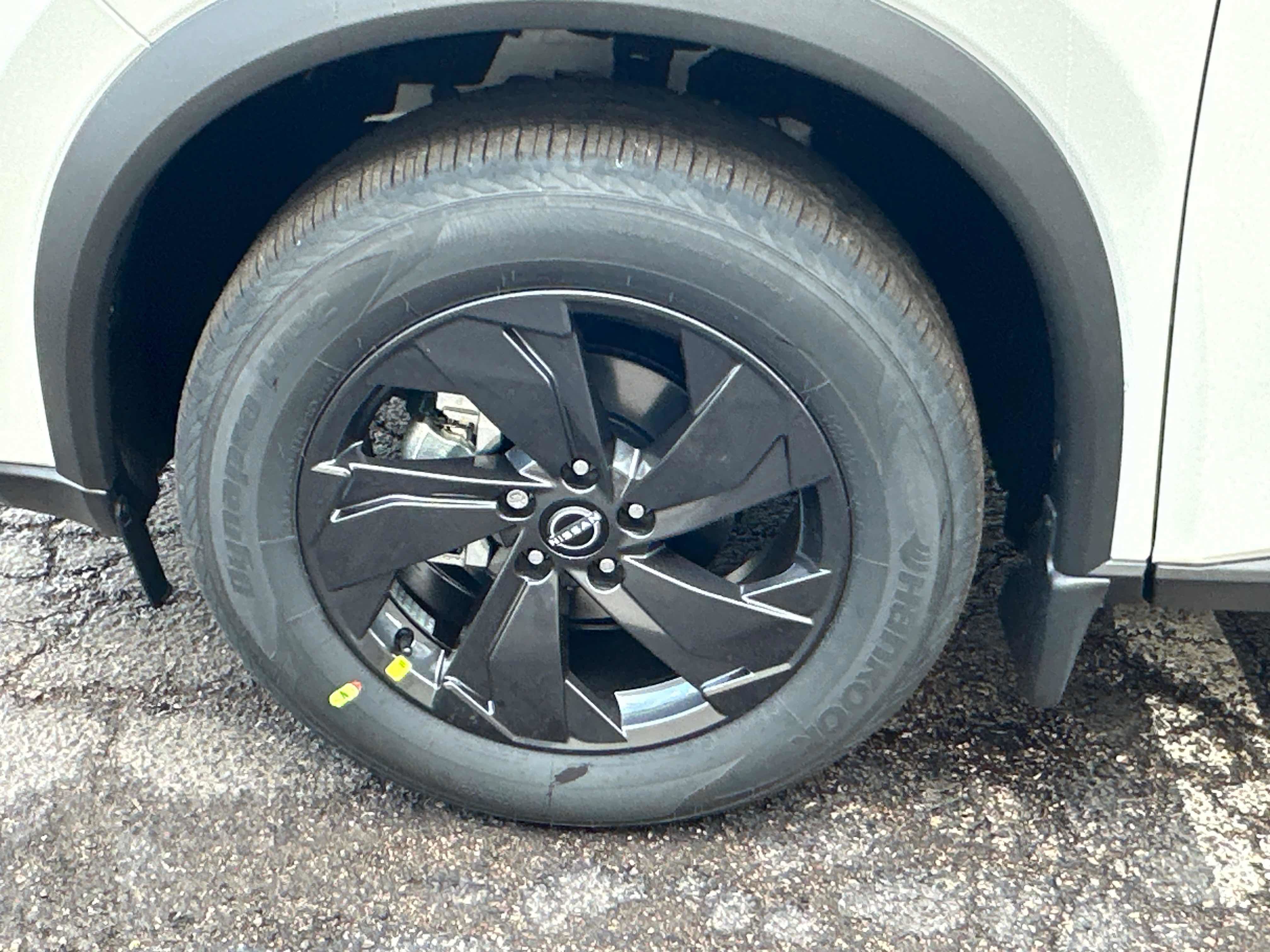 New 2026 Nissan Rogue SV AWD/4WD image 8