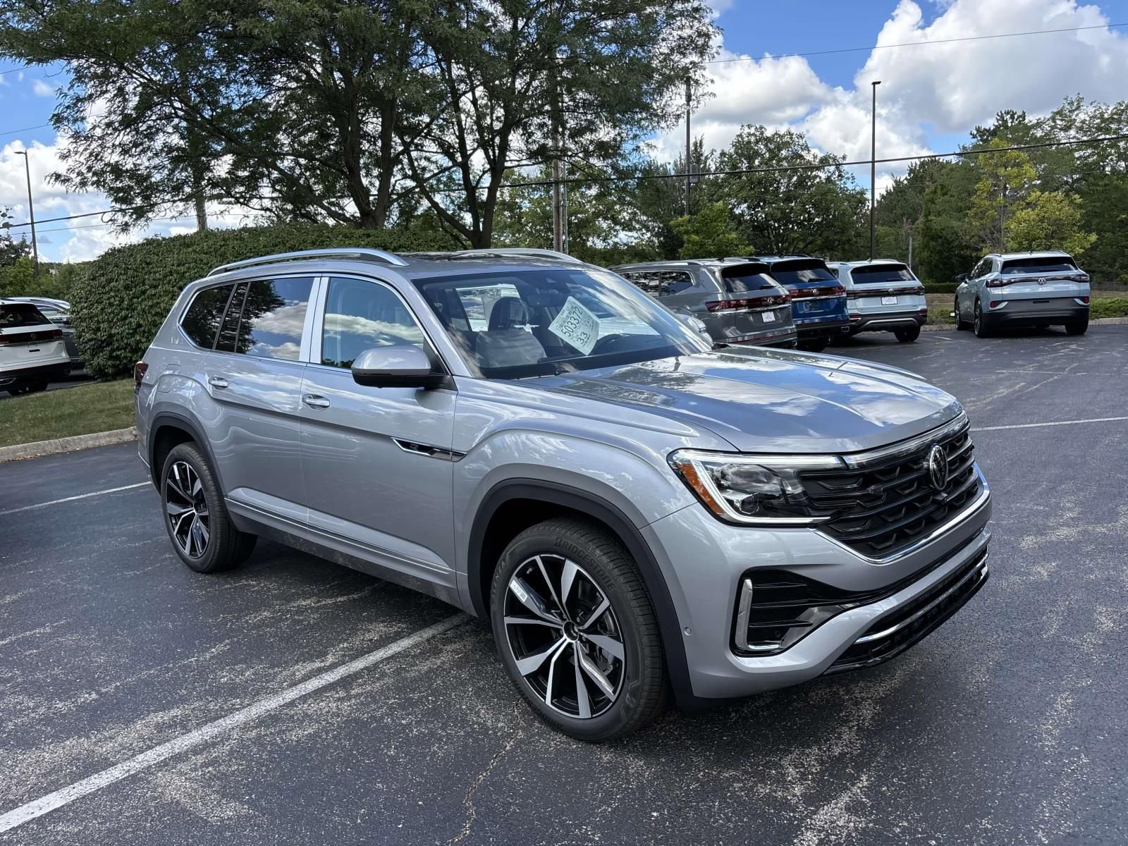 New 2026 Volkswagen Atlas SEL Premium R-Line