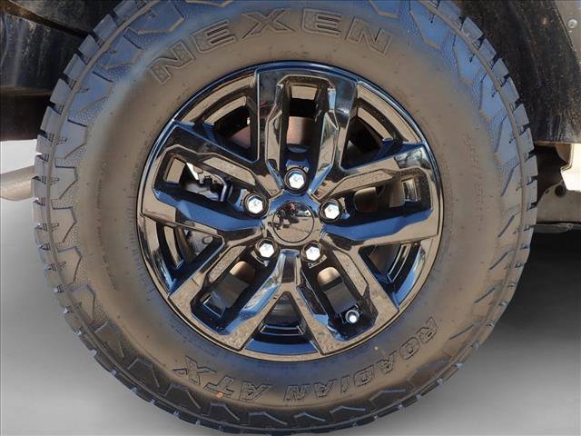 Used 2023 Jeep Wrangler Sport S image 7