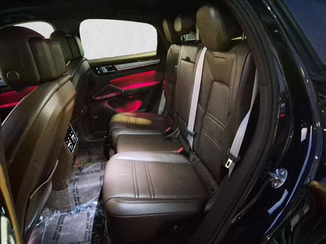 Used 2023 Porsche Cayenne S AWD/4WD image 19