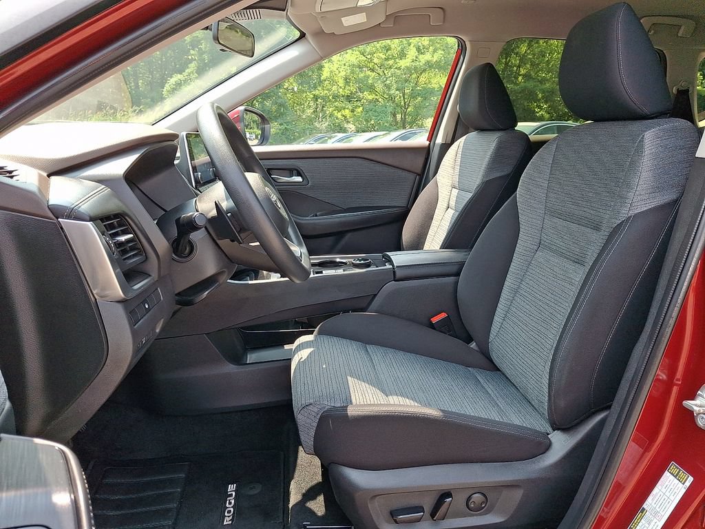 Certified 2023 Nissan Rogue SV AWD/4WD image 15
