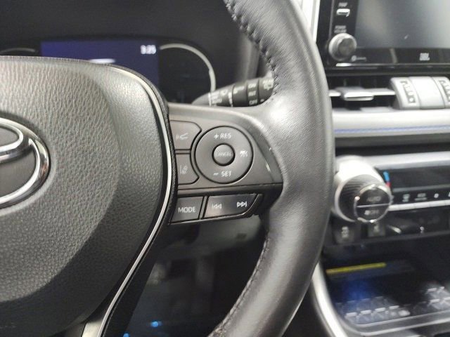 Certified 2021 Toyota RAV4 XSE image 31