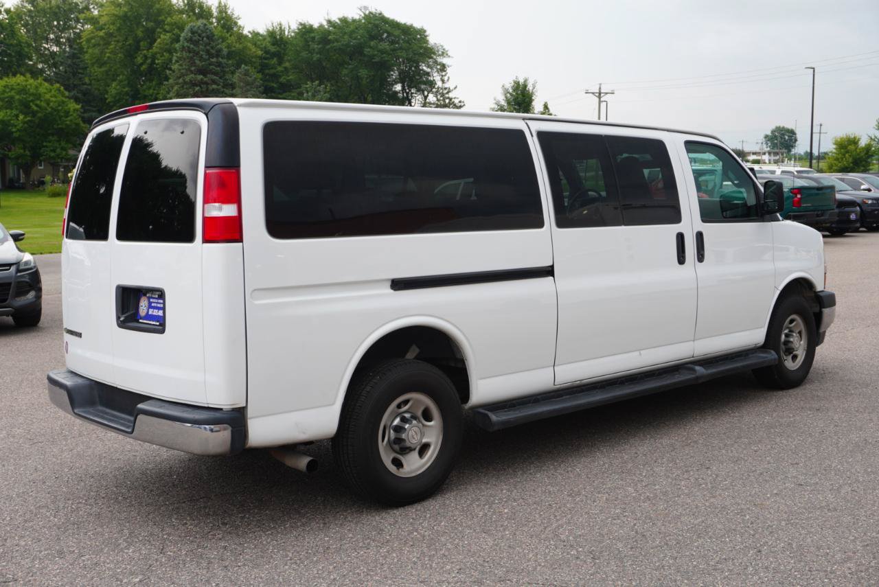 Used 2019 Chevrolet Express 3500 LT w/ LT Preferred Equipment Group RWD image 5