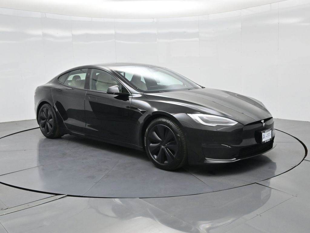 Used 2021 Tesla Model S Plaid image 4