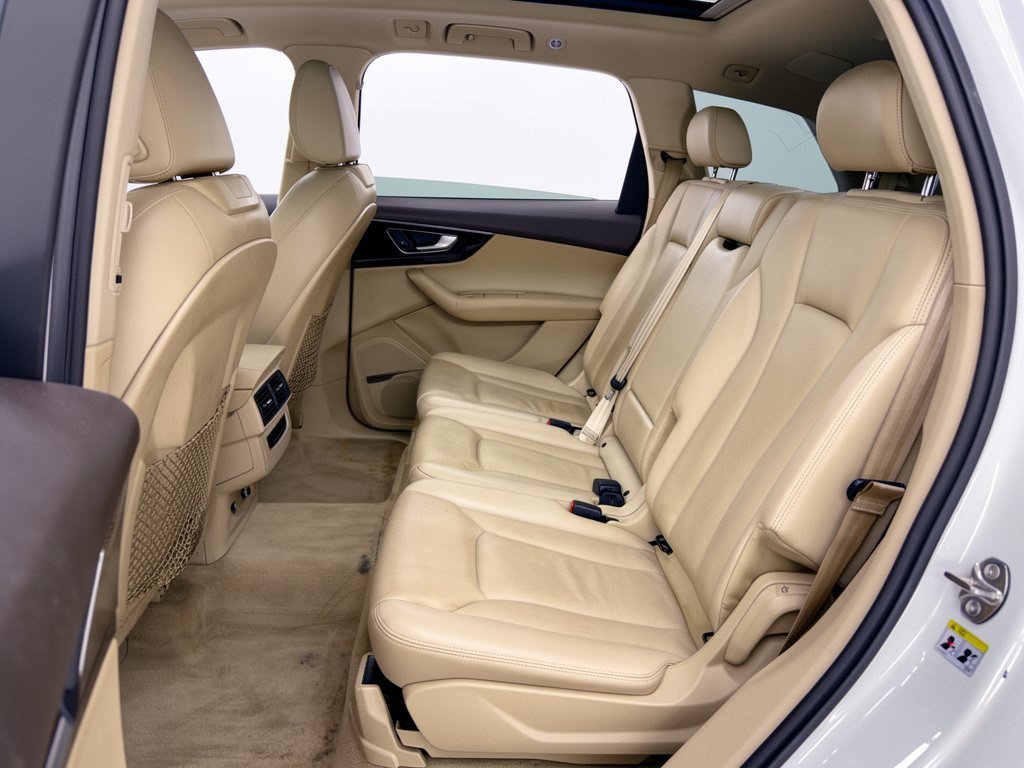 Used 2019 Audi Q7 3.0T Premium Plus AWD/4WD image 24