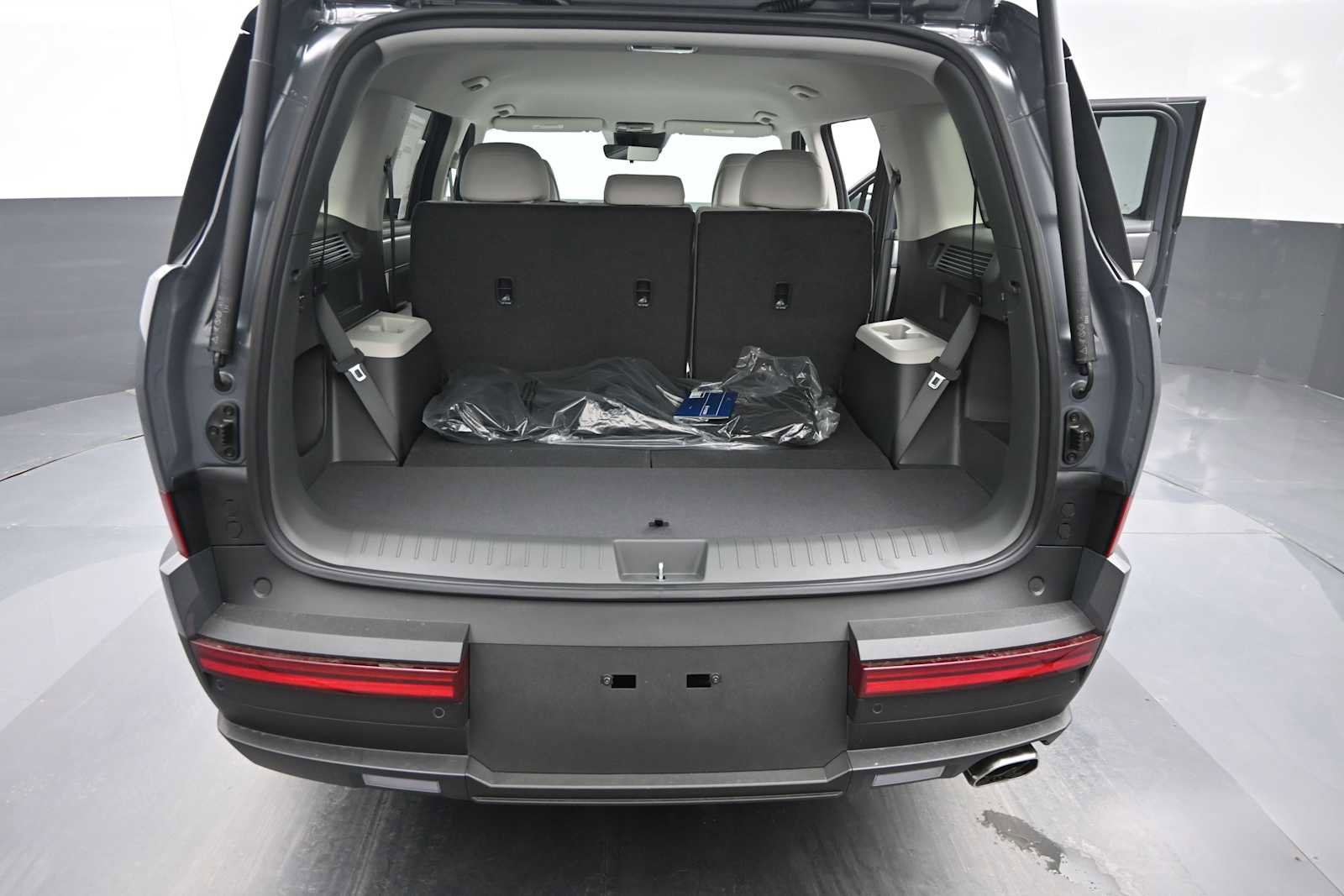 New 2026 Hyundai Santa Fe SE AWD/4WD image 14