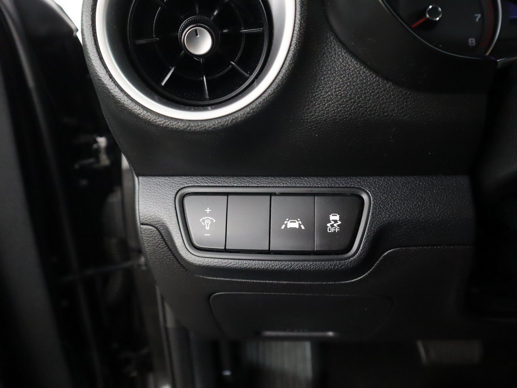 Used 2020 Kia Forte LXS FWD image 35