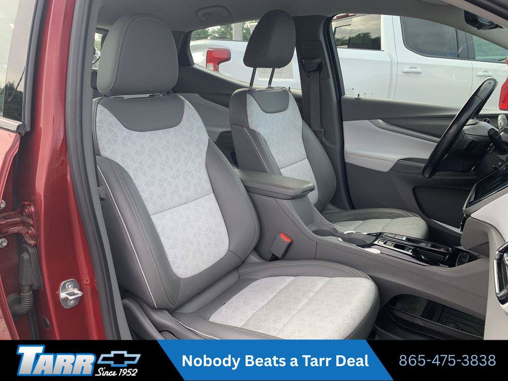 Used 2022 Chevrolet Bolt EUV Premier w/ Super Cruise Package FWD image 24