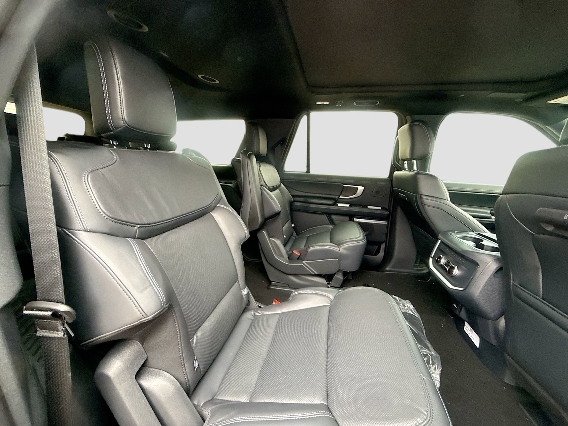 New 2025 Ford Expedition Max Platinum w/ Stealth Performance Package AWD/4WD image 37