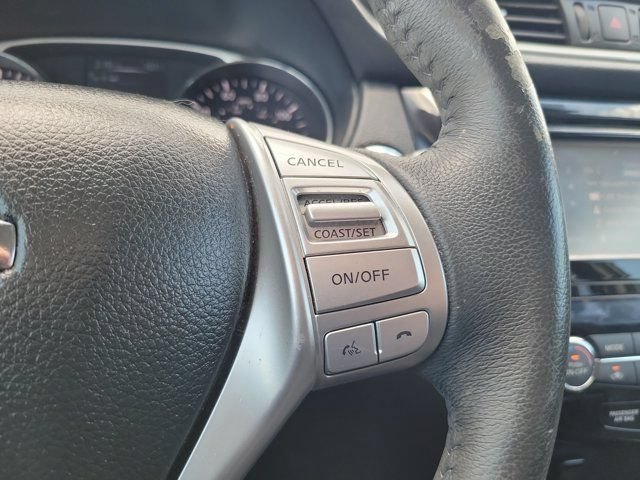 Used 2015 Nissan Rogue SL w/ SL Premium Package AWD/4WD image 25
