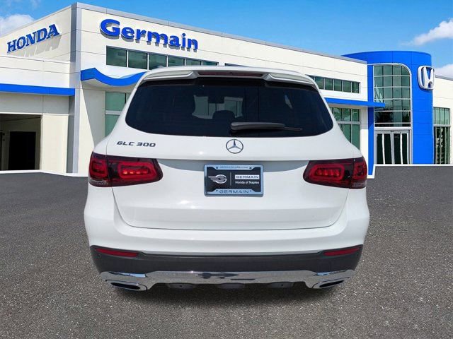 Used 2022 Mercedes-Benz GLC 300 w/ Premium Package Lite image 6
