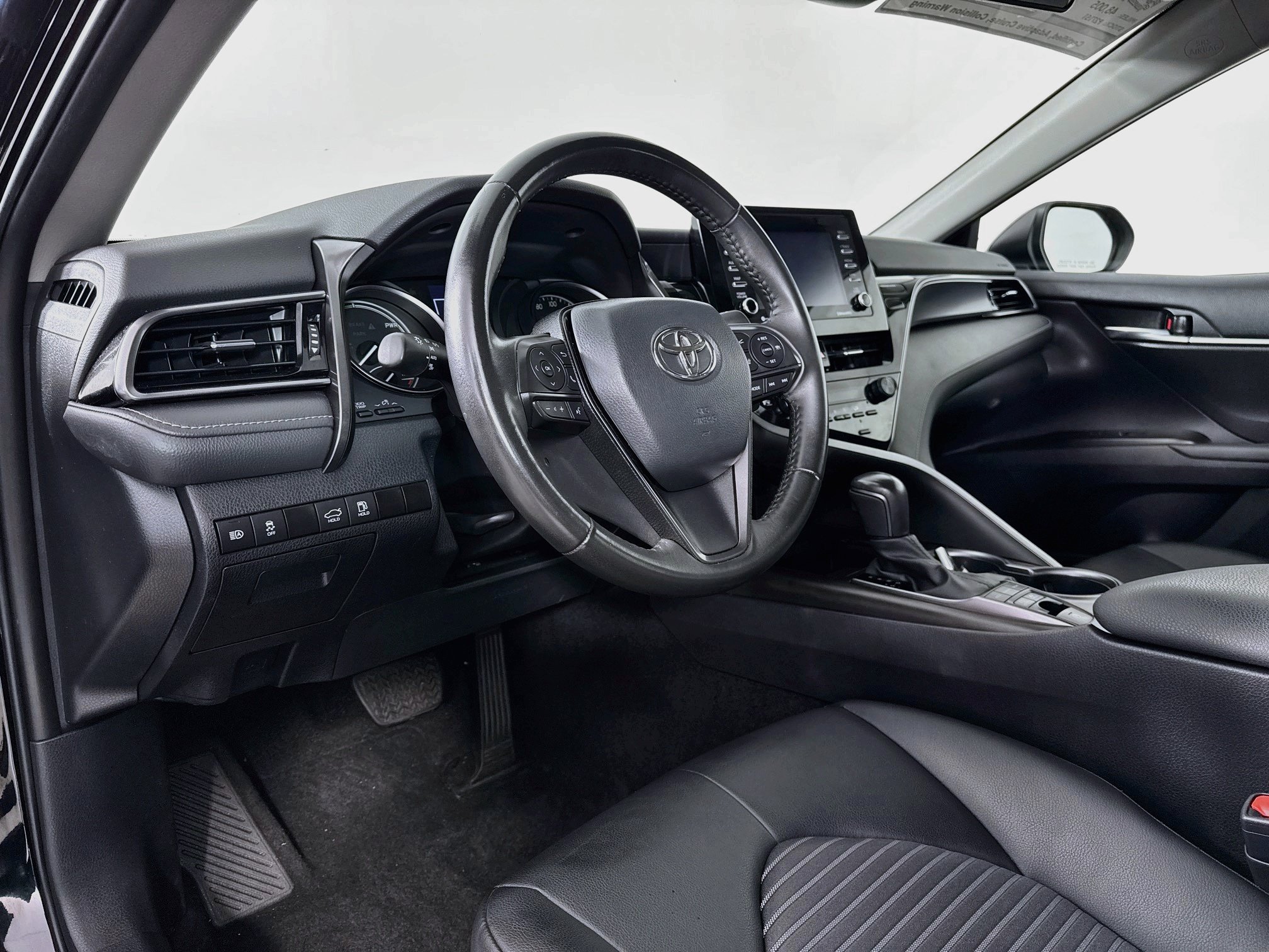 Certified 2024 Toyota Camry SE FWD image 9