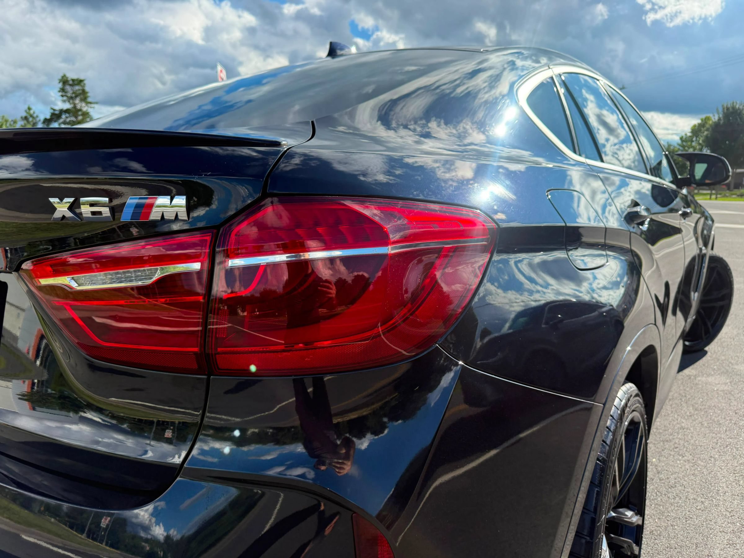 Used 2019 BMW X6 M w/ Executive Package AWD/4WD image 8