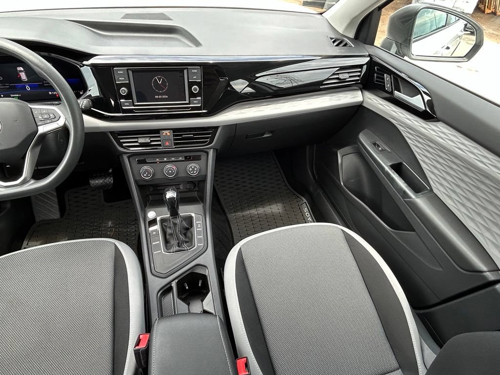 Used 2022 Volkswagen Taos S FWD image 11
