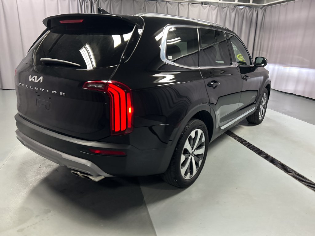 Used 2022 Kia Telluride EX w/ EX Premium Package FWD image 7