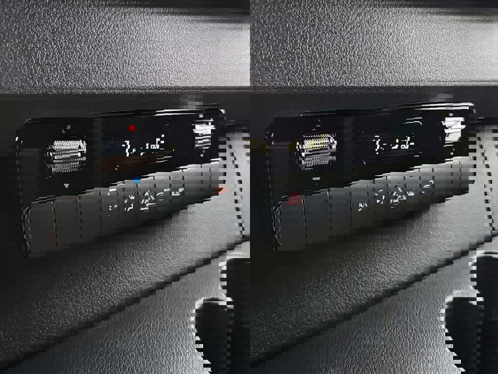 New 2026 Mercedes-Benz Sprinter 2500 image 17