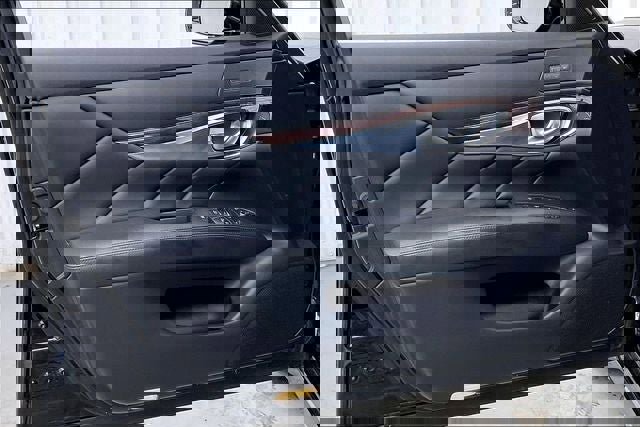 Used 2018 INFINITI Q70 L 3.7 AWD/4WD image 22