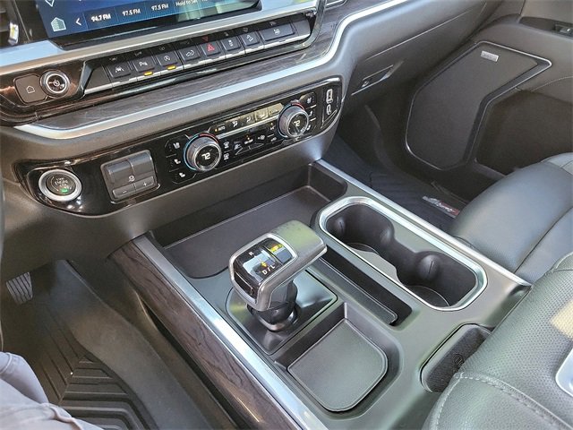 Used 2022 Chevrolet Silverado 1500 LTZ image 13