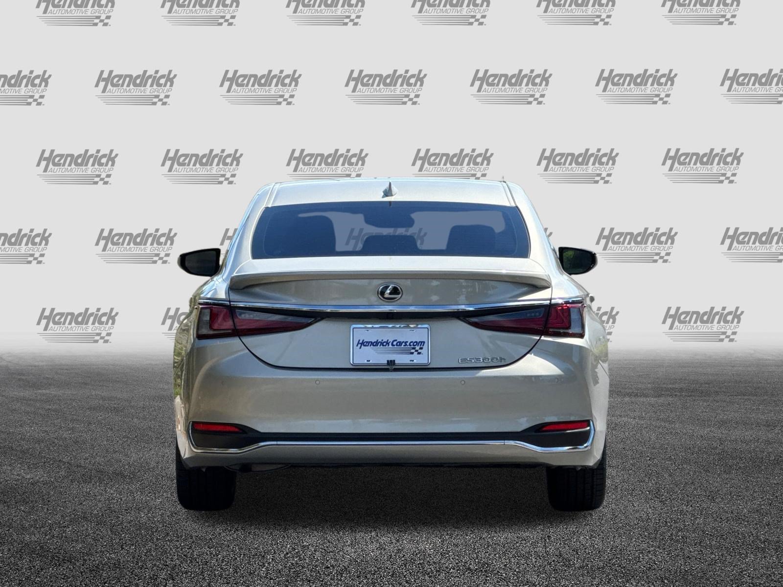 Certified 2025 Lexus ES 300h w/ Premium Package FWD image 6