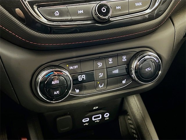 Used 2022 Chevrolet TrailBlazer RS w/ Technology Package image 19