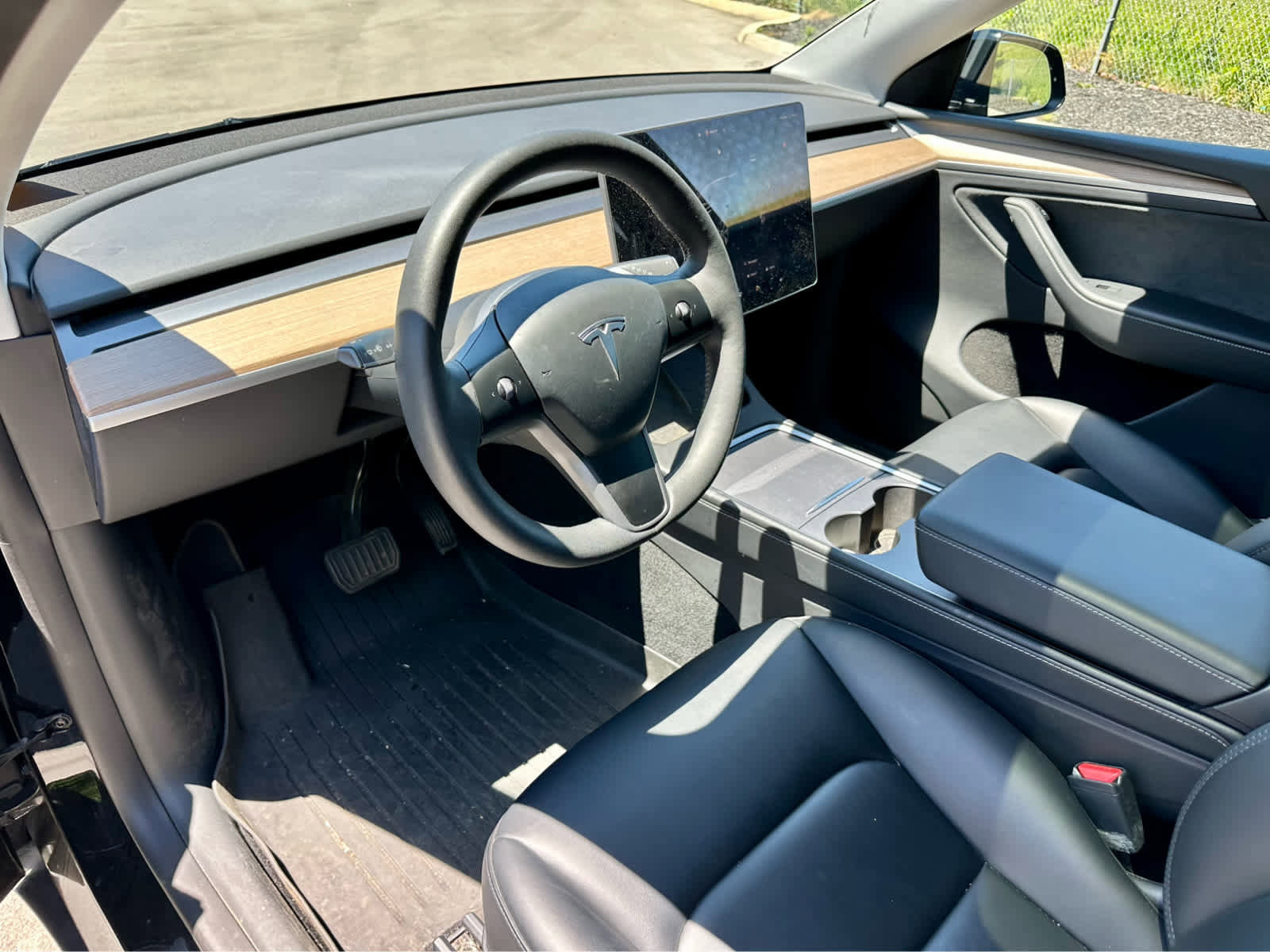 Used 2024 Tesla Model Y Long Range AWD/4WD image 10