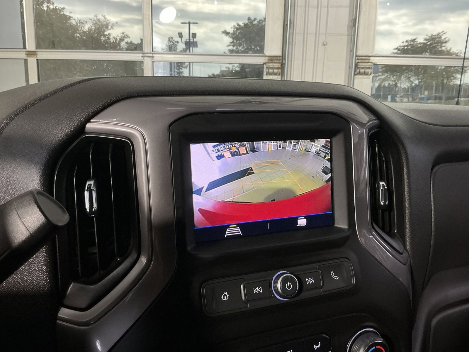 Used 2022 Chevrolet Silverado 1500 Custom Trail Boss image 27