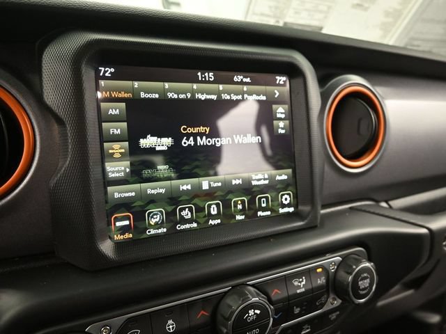 Used 2022 Jeep Gladiator Mojave w/ Dual Top Group AWD/4WD image 33