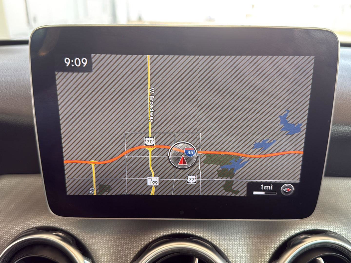 Used 2019 Mercedes-Benz GLA 250 4MATIC w/ Multimedia Package image 30