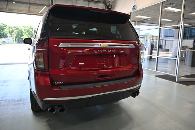 Used 2021 Chevrolet Tahoe High Country w/ Premium Package AWD/4WD image 6