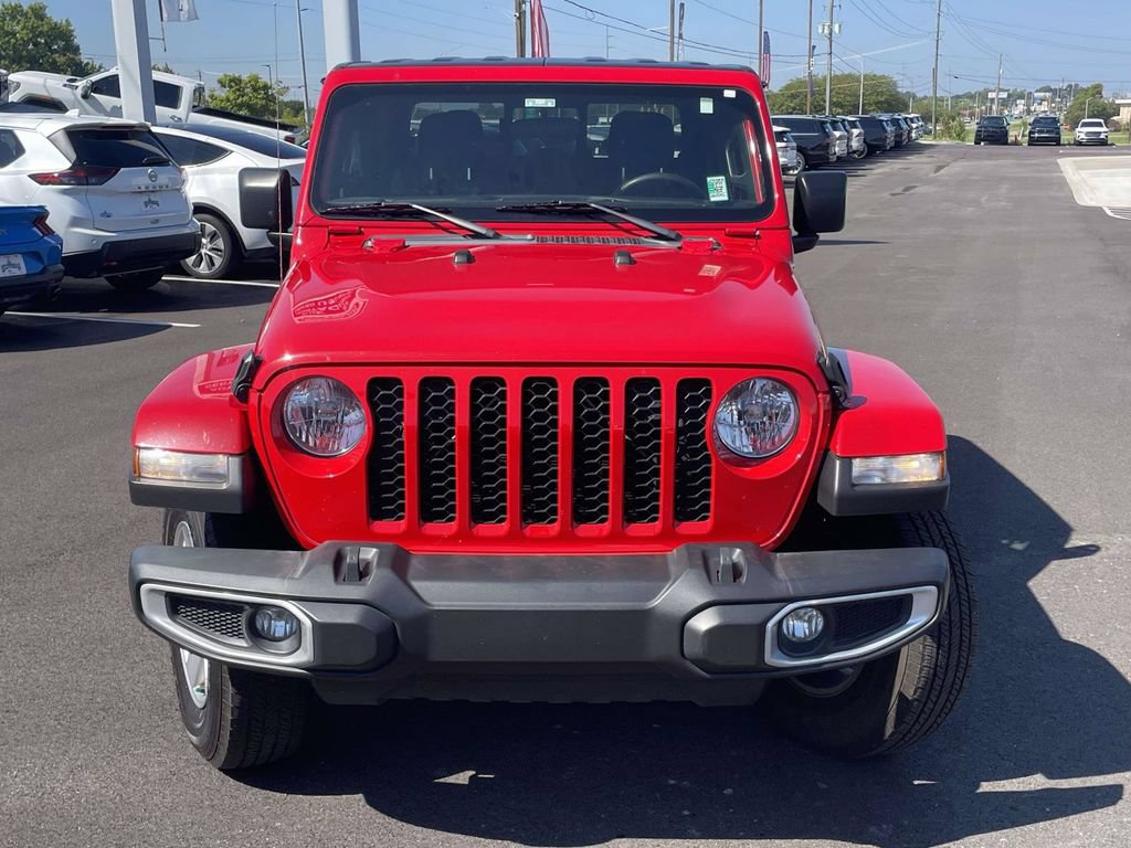 Used 2023 Jeep Gladiator Sport AWD/4WD image 8