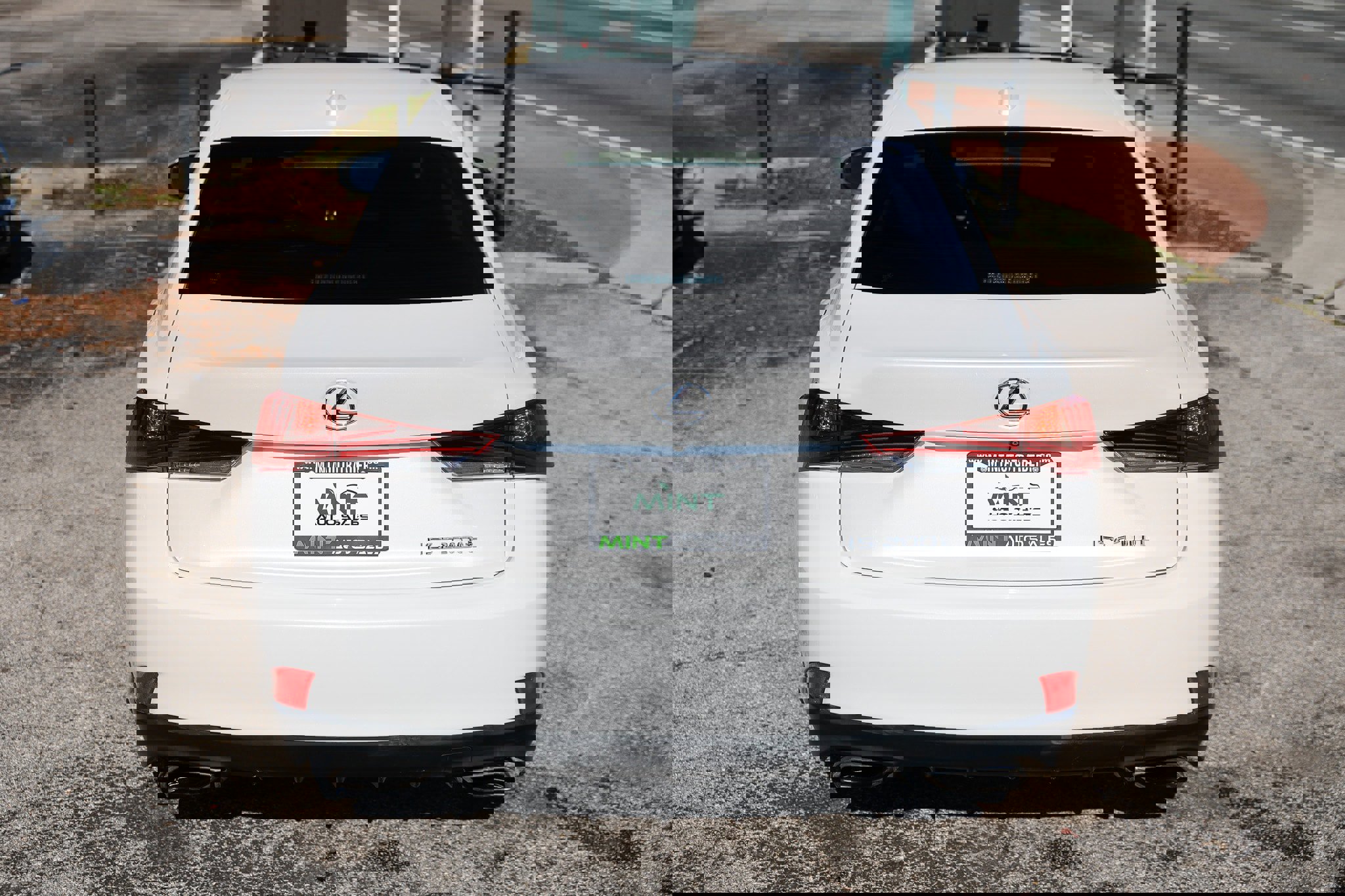 Used 2017 Lexus IS 200t image 14