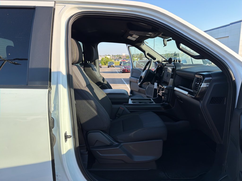 Used 2025 Ford F150 STX w/ Equipment Group 200A RWD image 38