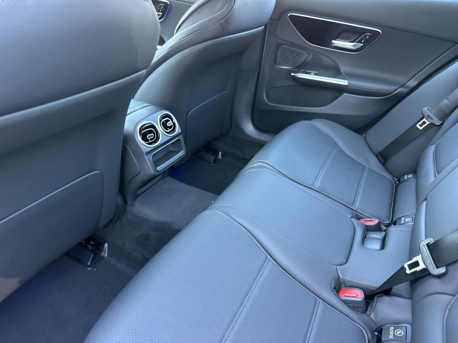 New 2026 Mercedes-Benz C 300 4MATIC Sedan image 12