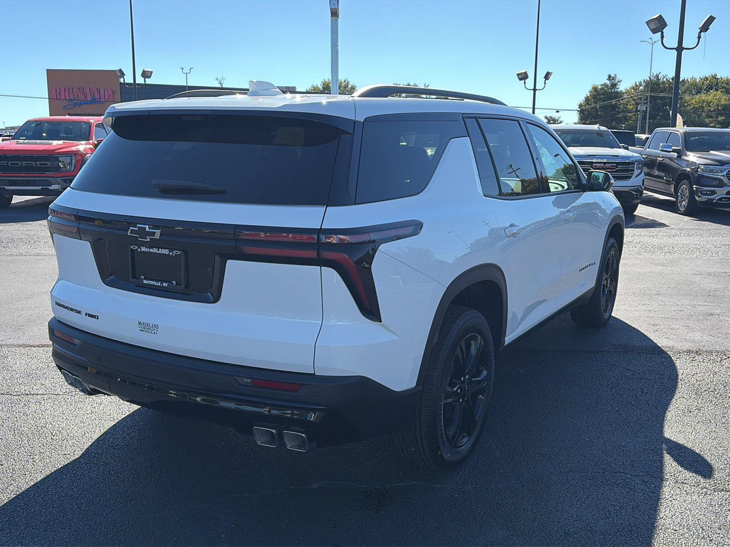 New 2027 Chevrolet Traverse LT w/ Midnight/Sport Edition AWD/4WD image 5