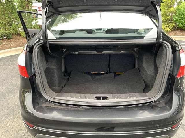 Used 2015 Ford Fiesta SE FWD image 29