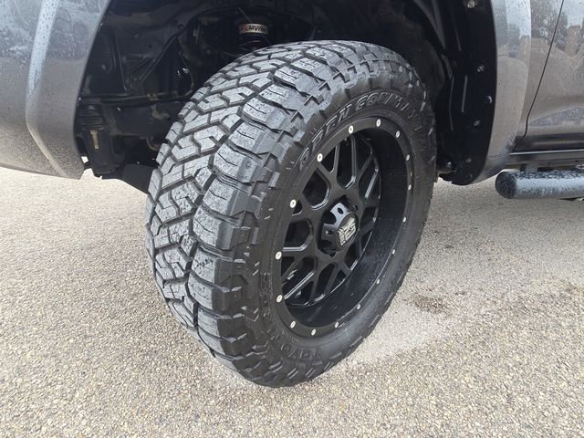 Used 2019 Toyota 4Runner TRD Off-Road Premium image 32