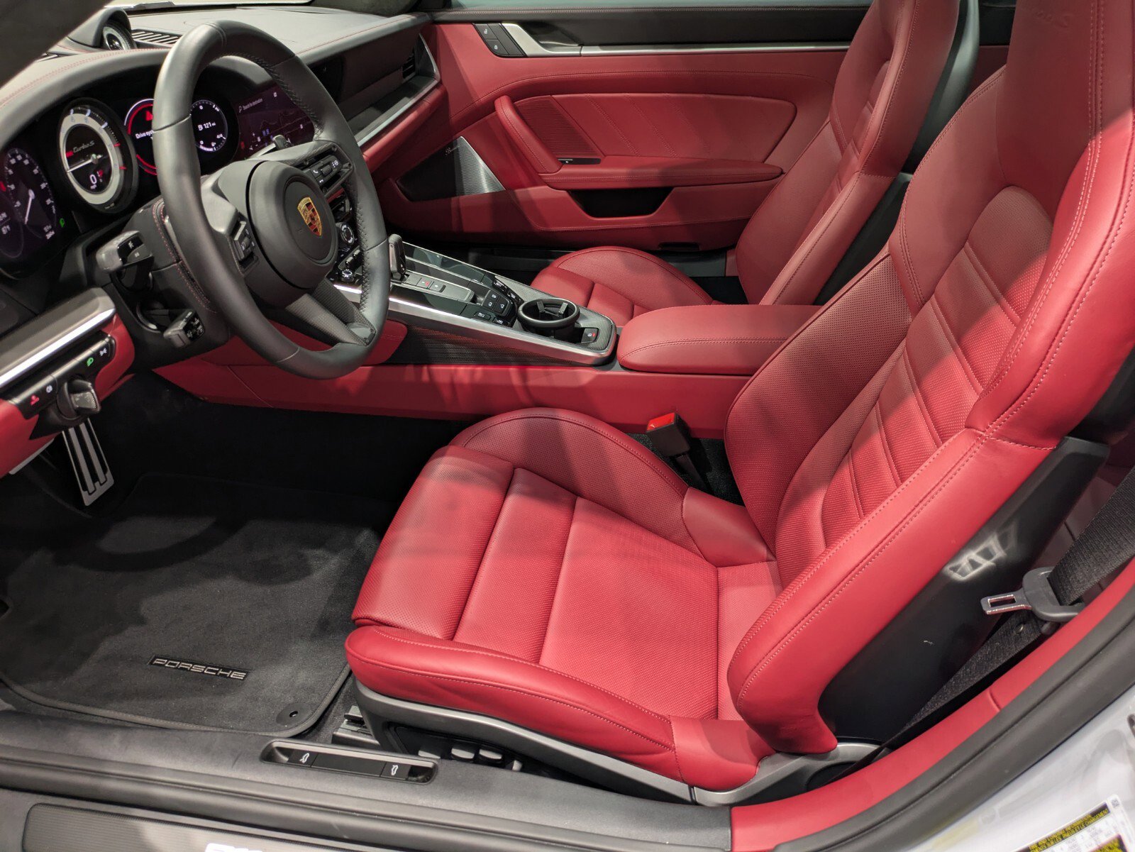 Used 2025 Porsche 911 Turbo S image 6