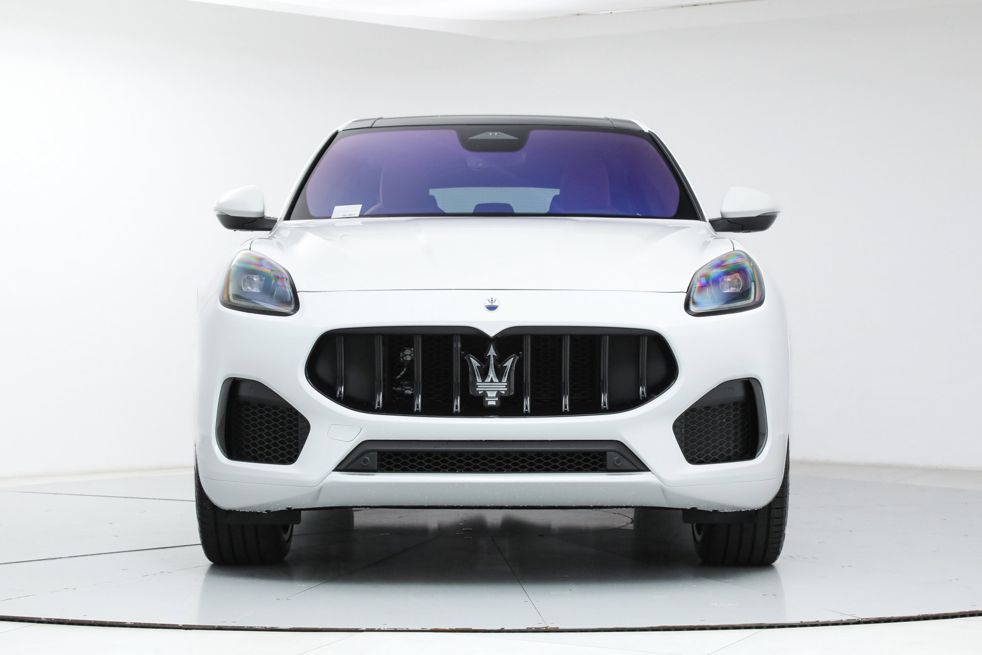 New 2026 Maserati Grecale Modena image 8