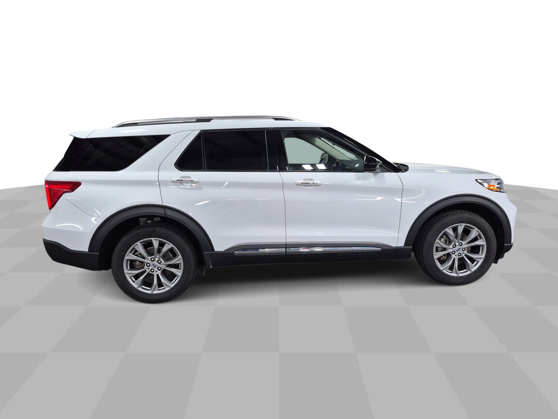 Used 2023 Ford Explorer Limited image 10