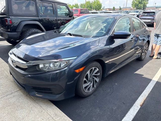 Used 2018 Honda Civic EX image 1