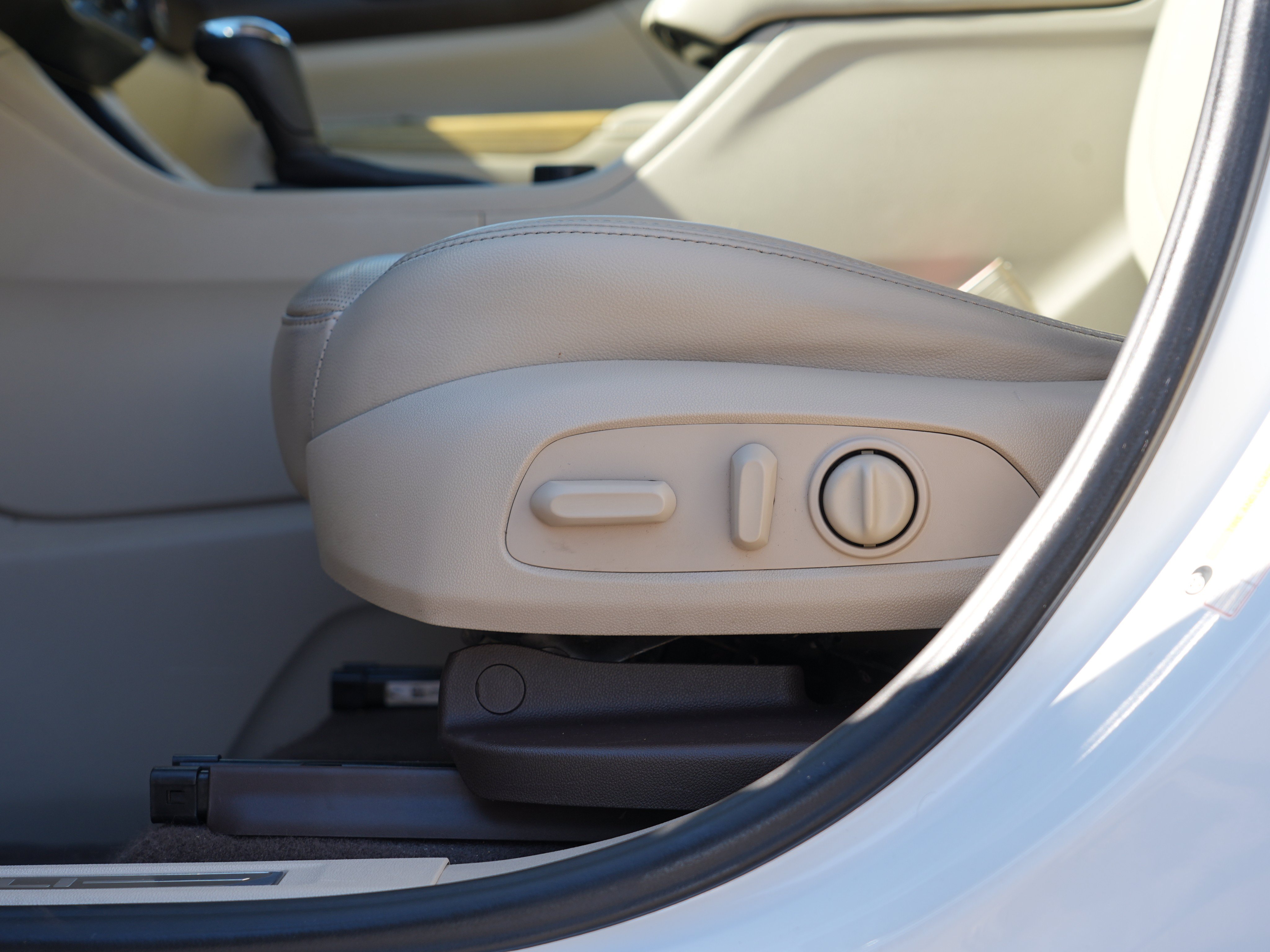 Used 2019 GMC Acadia Denali FWD image 15