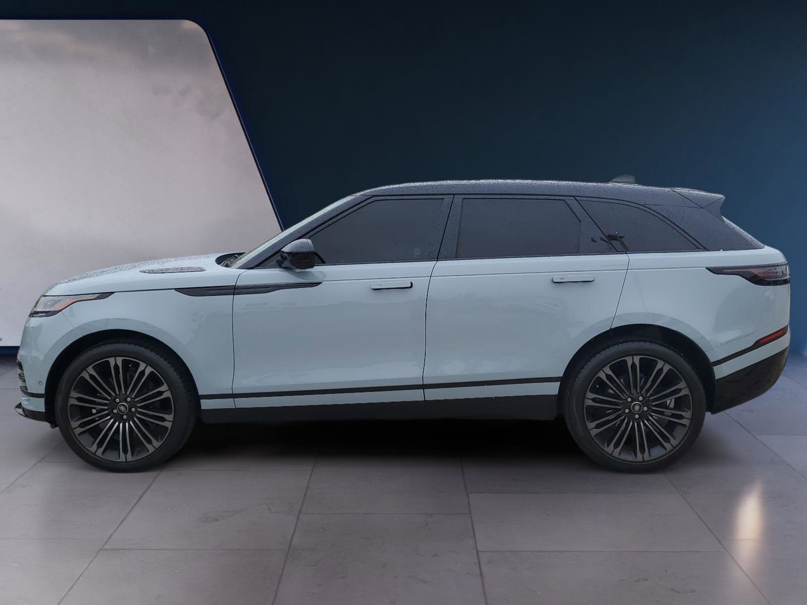 Used 2026 Land Rover Range Rover Velar Dynamic SE AWD/4WD image 2