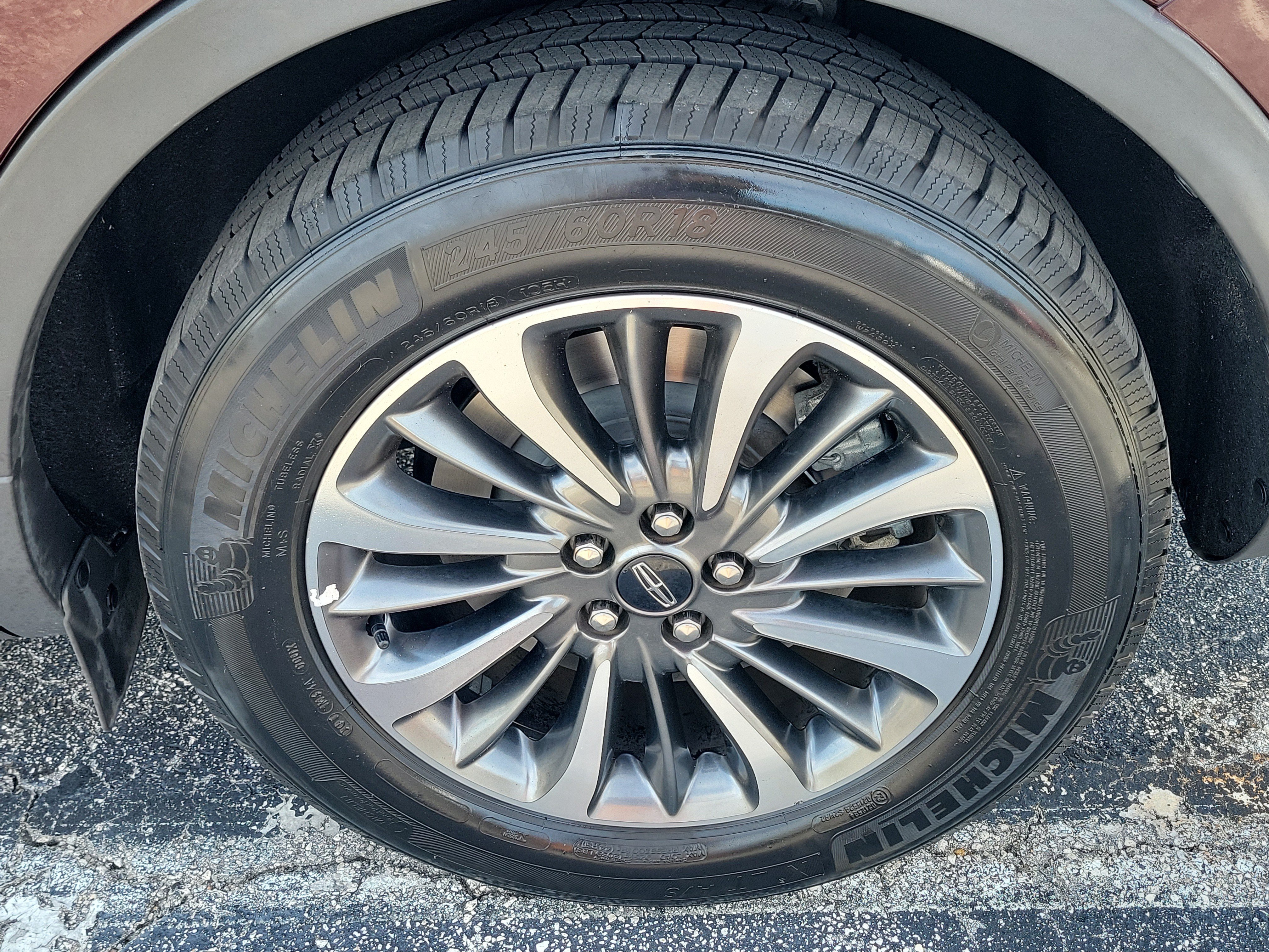 Used 2021 Lincoln Nautilus AWD w/ Equipment Group 101A image 8