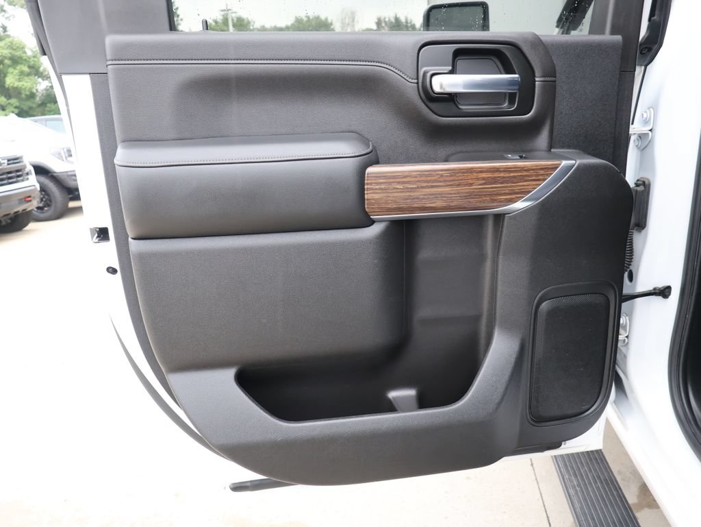 Certified 2020 Chevrolet Silverado 2500 High Country w/ Z71 Off-Road Package AWD/4WD image 27