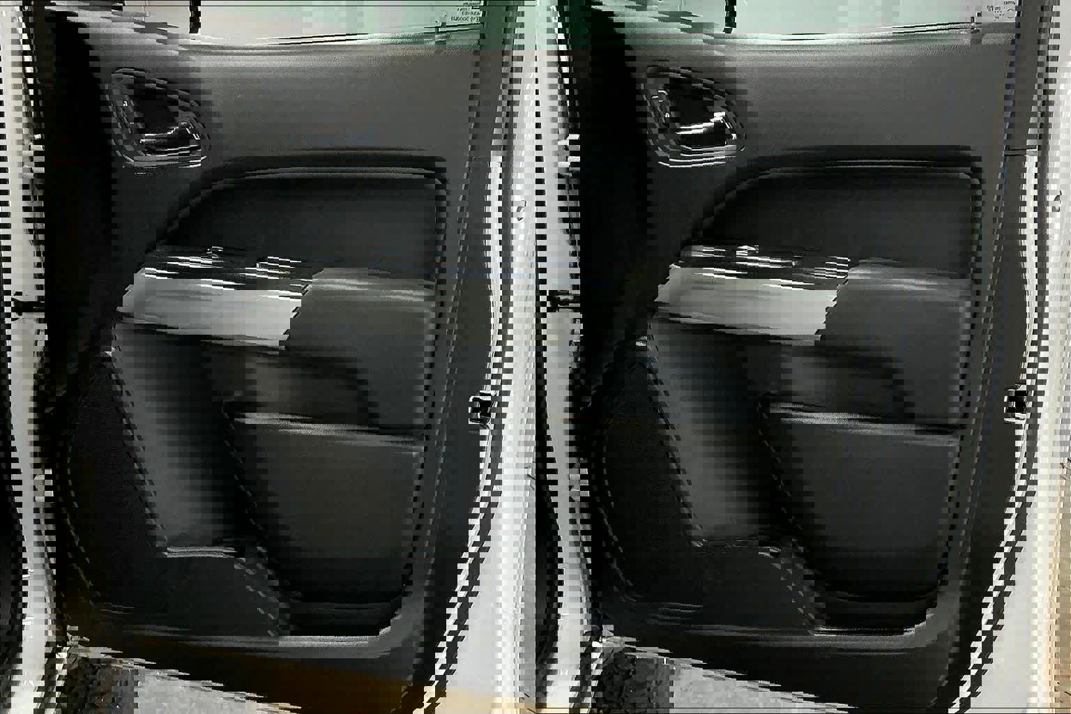 Used 2021 Chevrolet Colorado ZR2 w/ Colorado ZR2 Bison Edition image 25