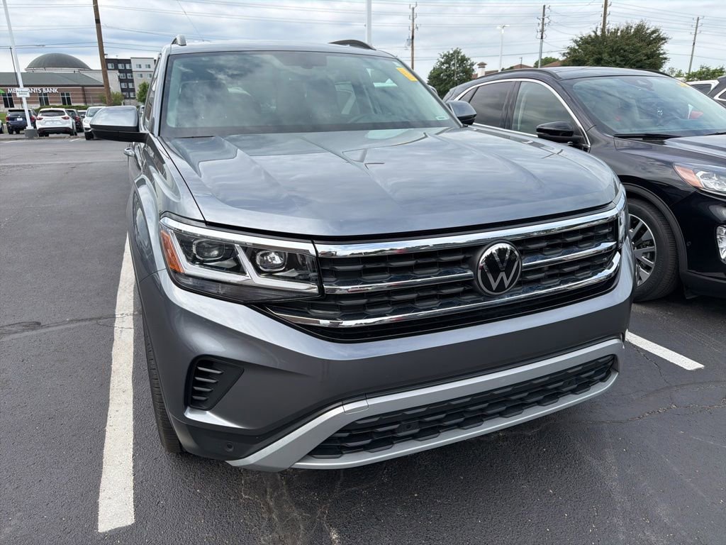 Used 2023 Volkswagen Atlas SE w/ Panoramic Sunroof Package AWD/4WD image 5