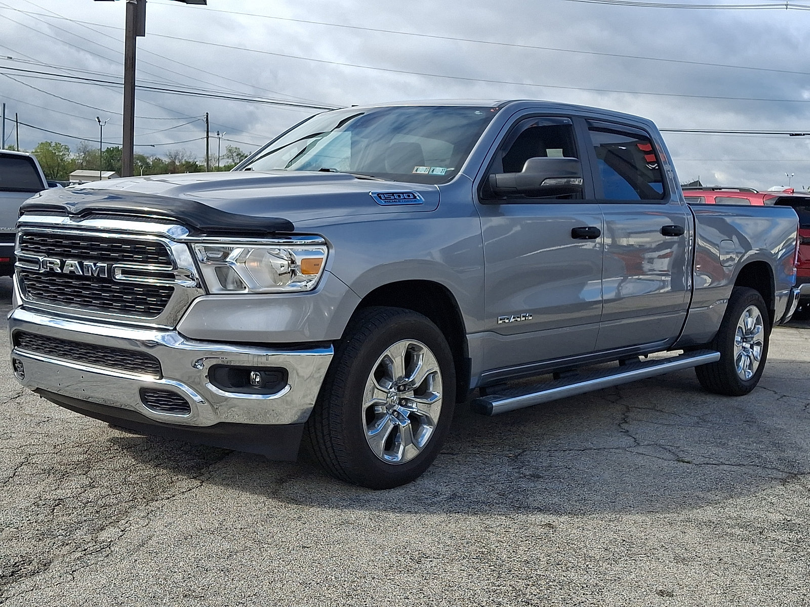 Used 2023 RAM 1500 Big Horn AWD/4WD image 3