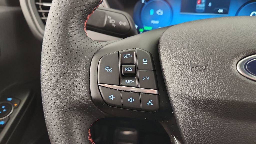 New 2024 Ford Escape ST-Line Select w/ Tech Pack #2 AWD/4WD image 21