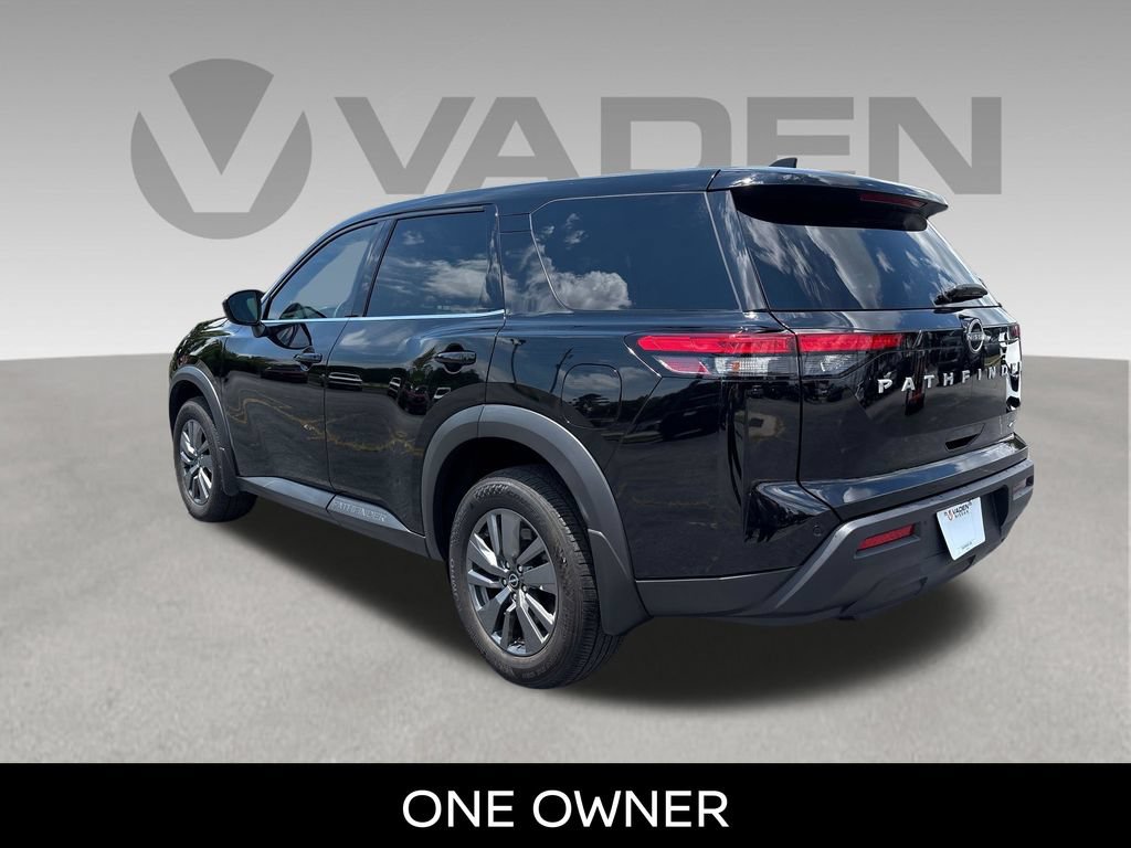 Used 2024 Nissan Pathfinder S AWD/4WD image 4