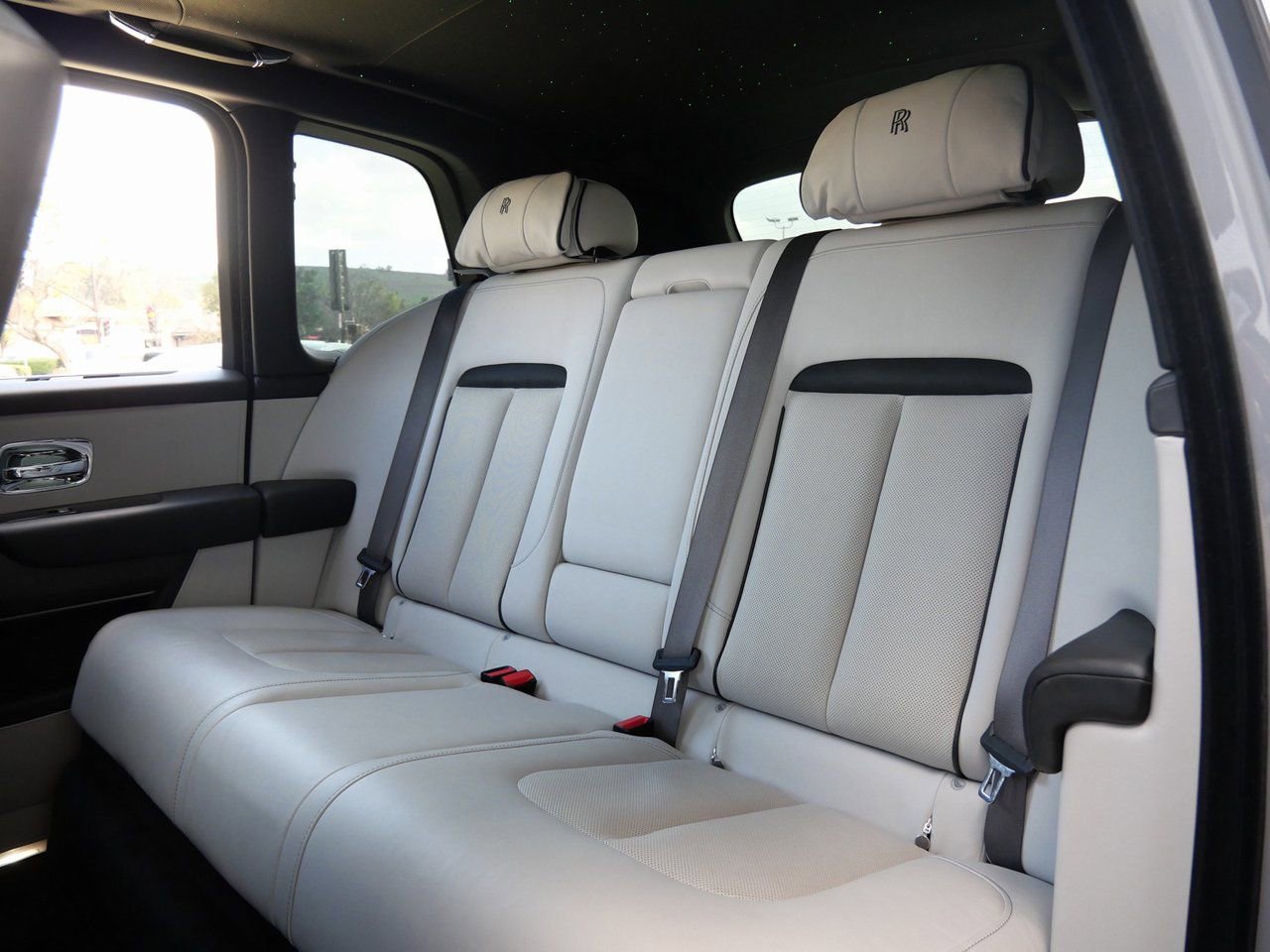 Used 2021 Rolls-Royce Cullinan image 8